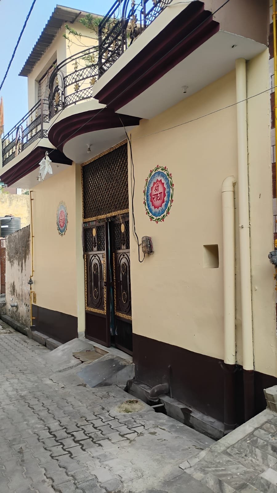 4 bhk independent house with green backyard