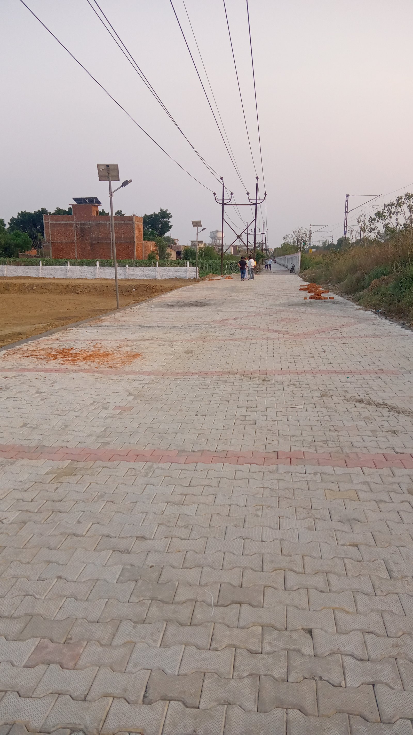 Plot sale in budh vihar modipuram
